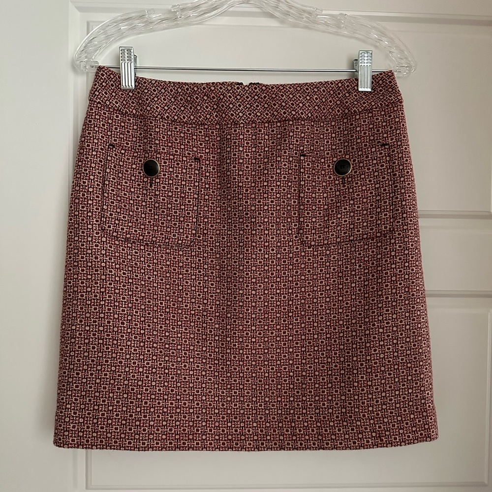 Loft Skirt with Front Pockets and Buttons! EUC!
